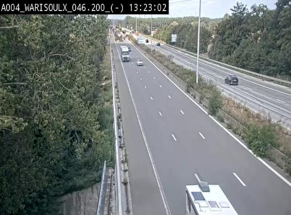 <h2>Webcam sur l'E411 à proximité de la jonction avec l'E42 à Warisoulx. Vue orientée vers le nord</h2>