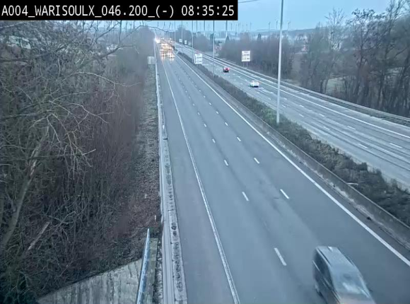 <h2>Webcam sur l'E411 à proximité de la jonction avec l'E42 à Warisoulx. Vue orientée vers le nord</h2>