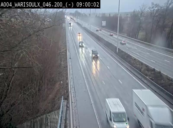 <h2>Webcam sur l'E411 à proximité de la jonction avec l'E42 à Warisoulx. Vue orientée vers le nord</h2>