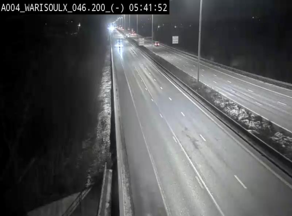 <h2>Webcam sur l'E411 à proximité de la jonction avec l'E42 à Warisoulx. Vue orientée vers le nord</h2>